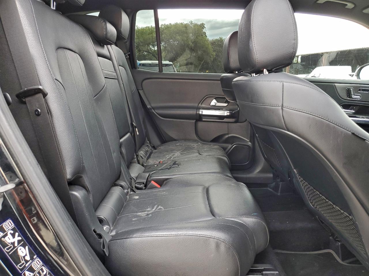 2021 MERCEDES-BENZ GLB 250 photo 10