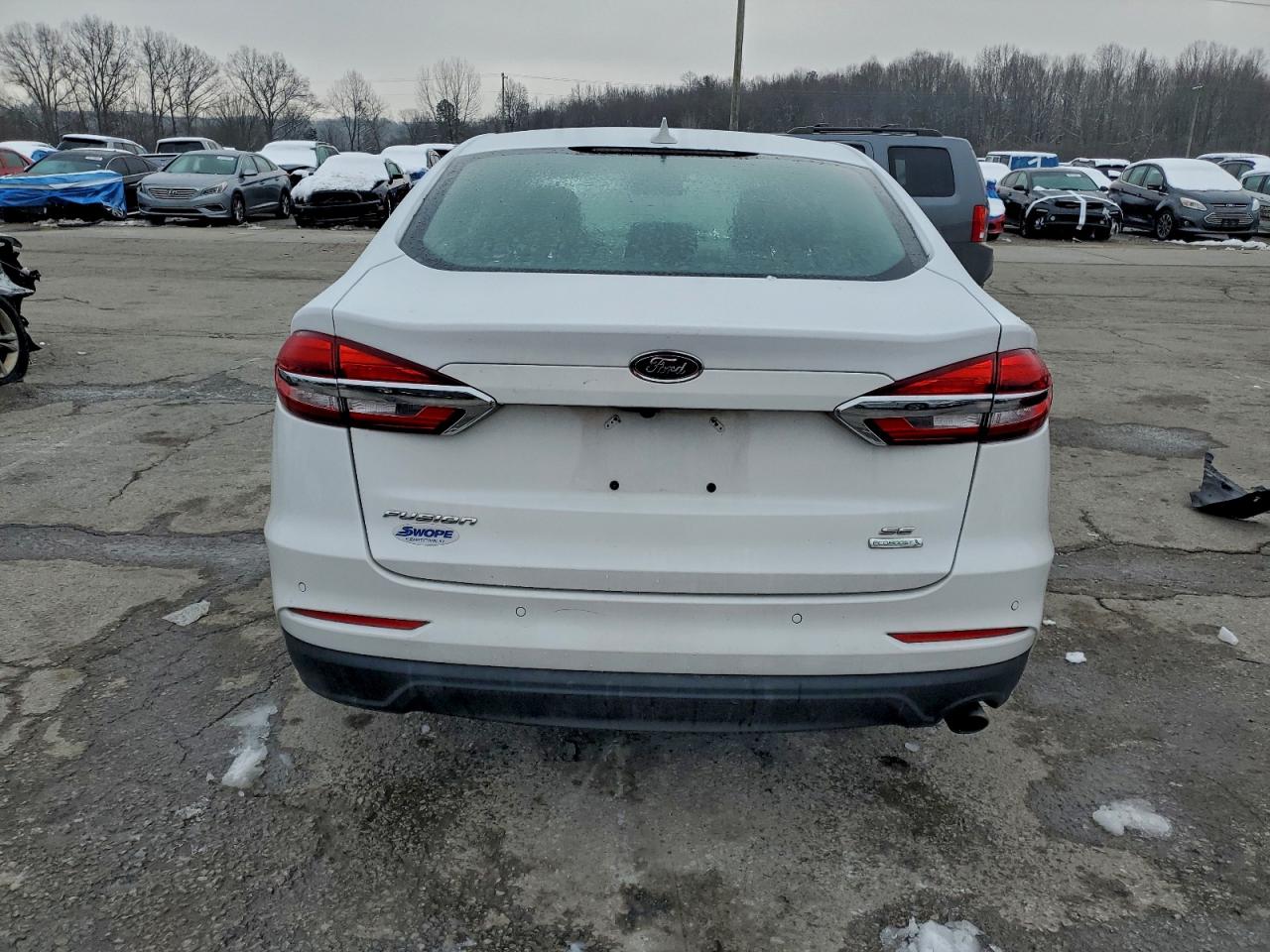 2020 FORD FUSION SE photo 16
