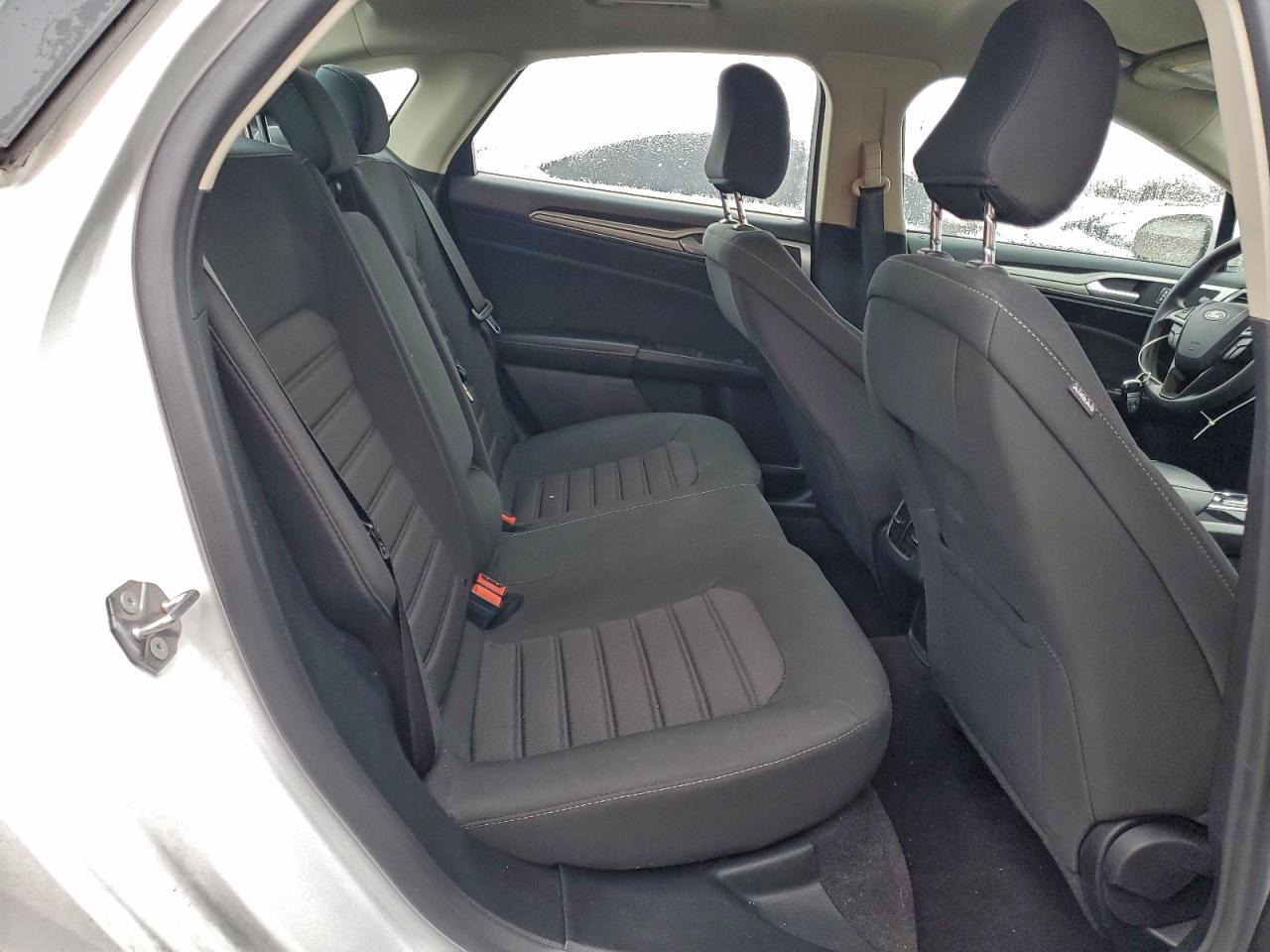 2020 FORD FUSION SE photo 28