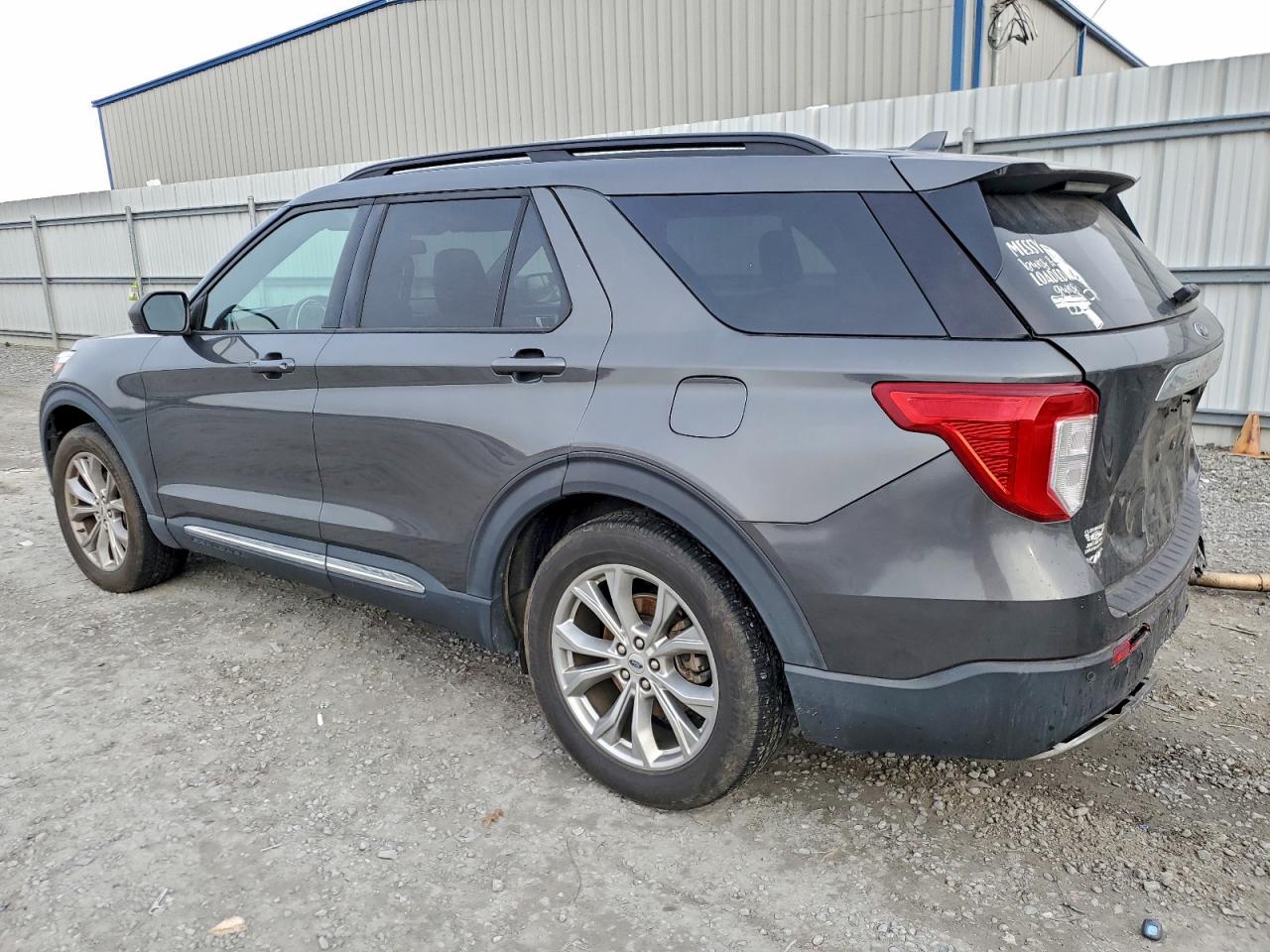 2020 FORD EXPLORER XLT photo 2