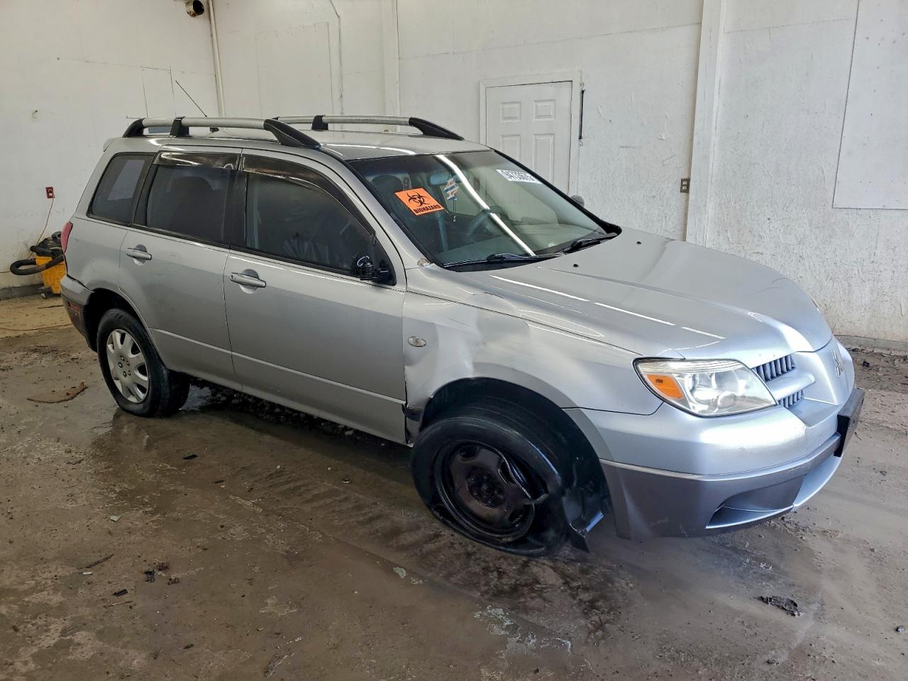 2005 MITSUBISHI OUTLANDER LS photo 7