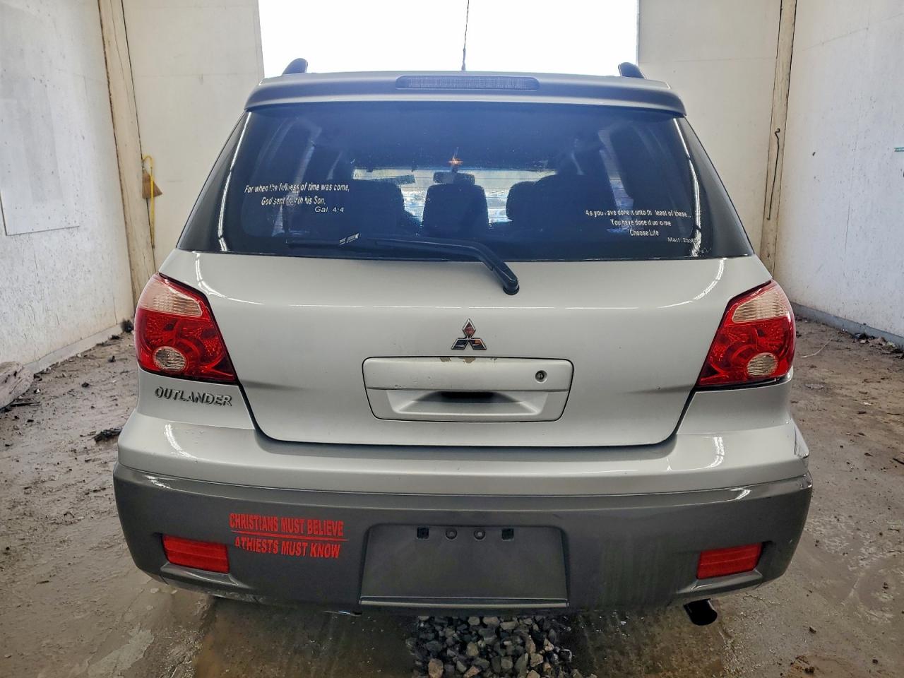 2005 MITSUBISHI OUTLANDER LS photo 11