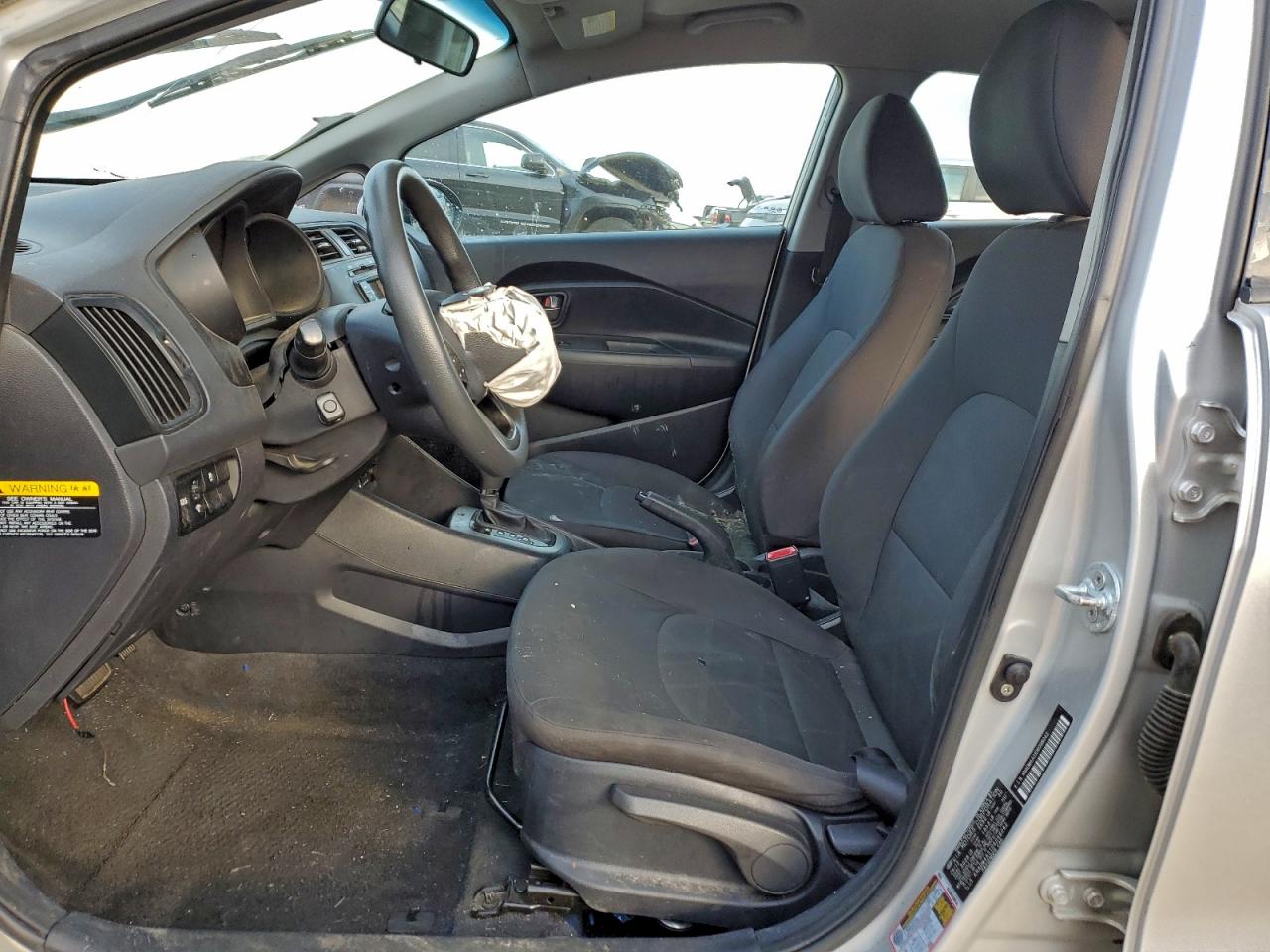 2013 KIA RIO LX photo 19