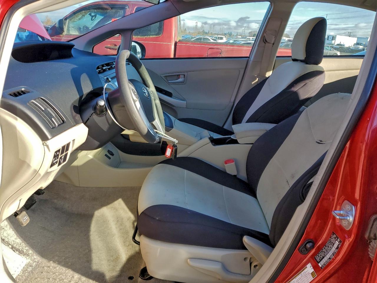 2011 TOYOTA PRIUS TWO photo 25