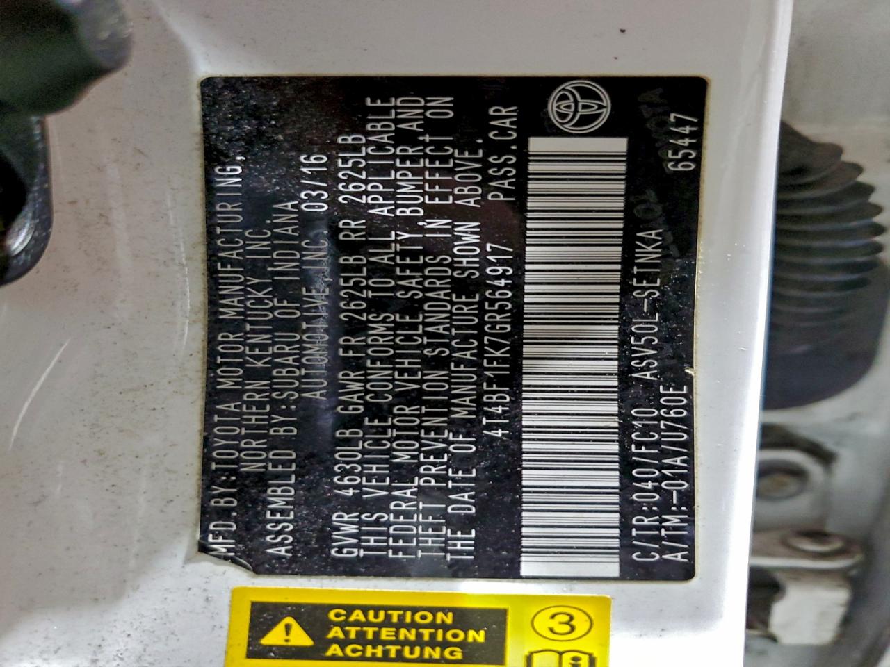2016 TOYOTA CAMRY LE photo 12
