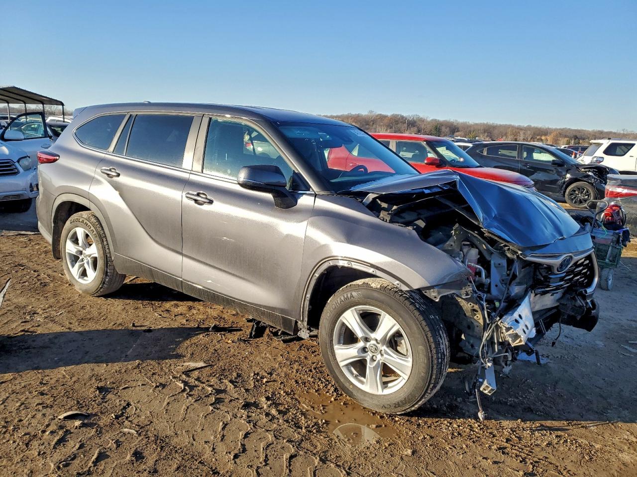 2023 TOYOTA HIGHLANDER HYBRID LE photo 4