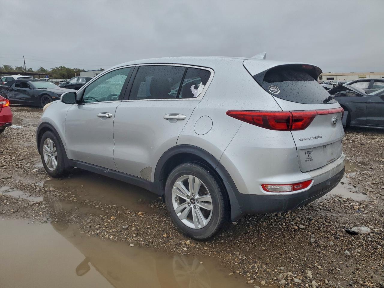2017 KIA SPORTAGE photo 2