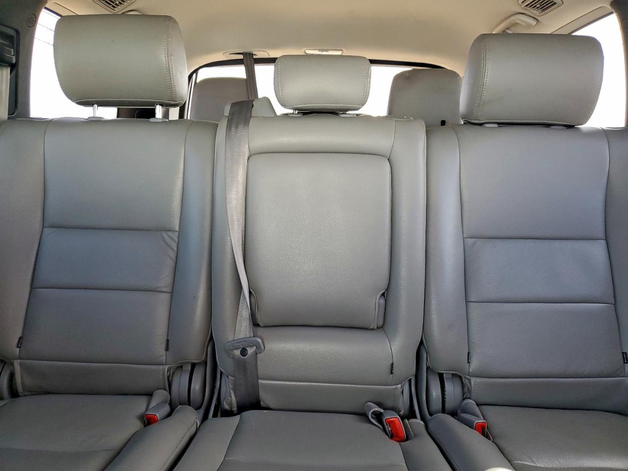 2014 TOYOTA SEQUOIA SR5 photo 10