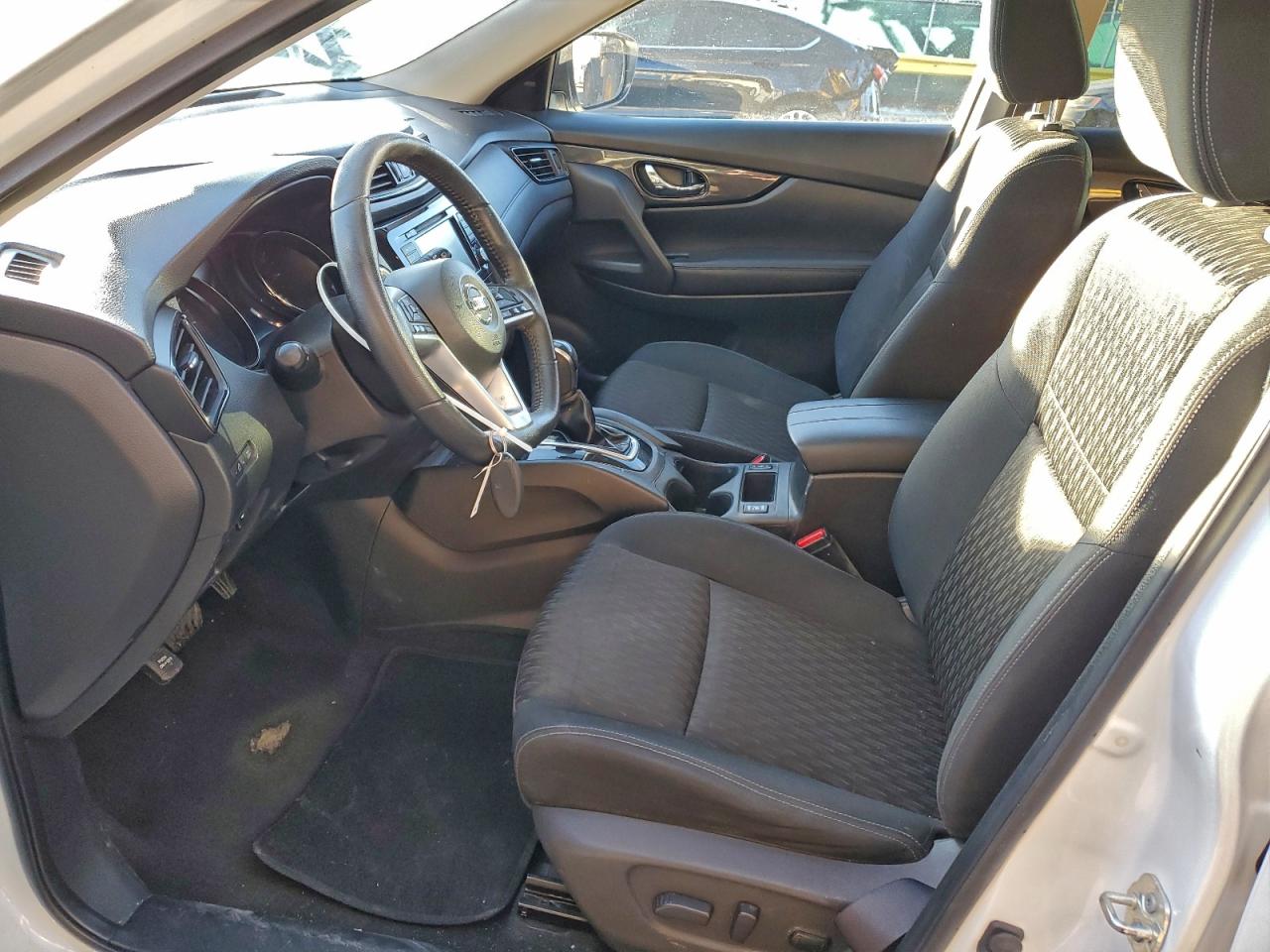 2019 NISSAN ROGUE S photo 7