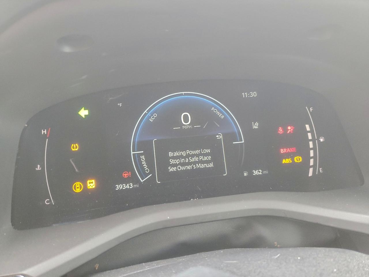 2025 TOYOTA CAMRY XSE photo 9