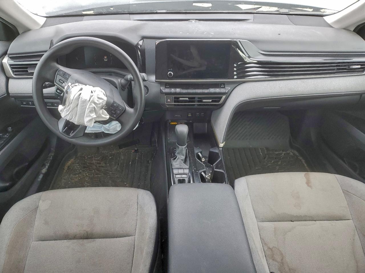 2025 TOYOTA CAMRY XSE photo 8