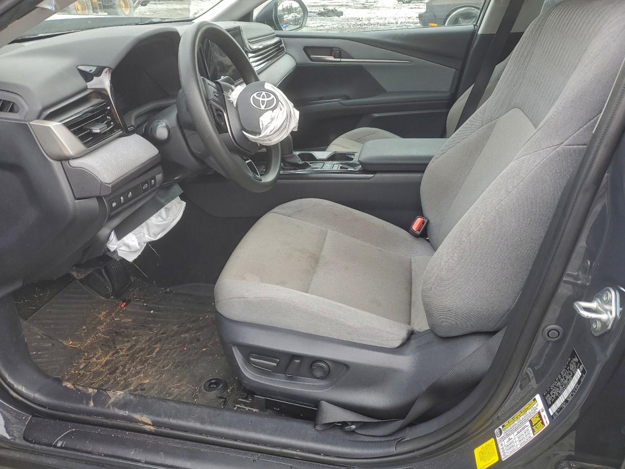 2025 TOYOTA CAMRY XSE photo 7