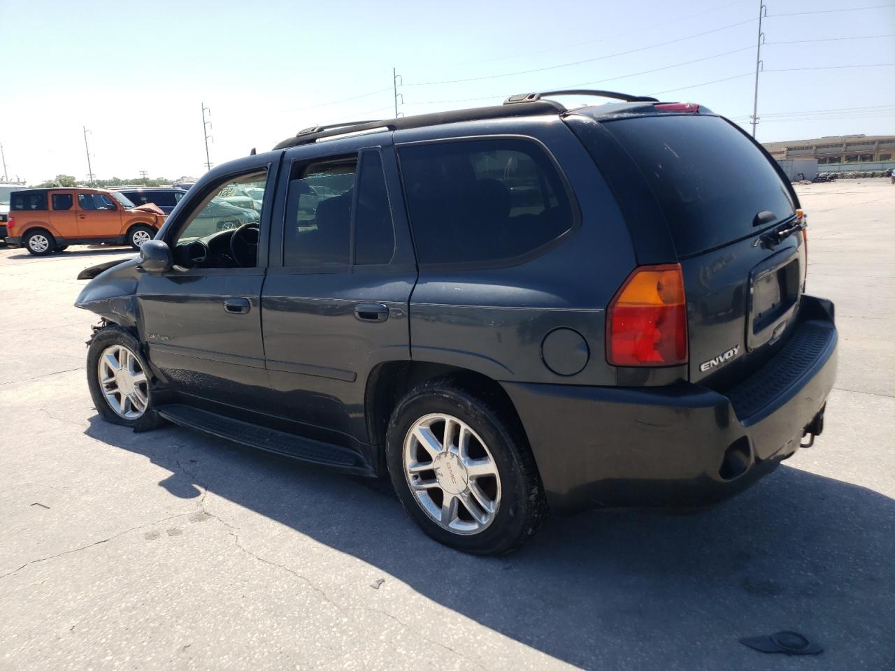 2006 GMC ENVOY DENALI photo 3