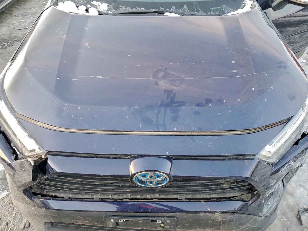 2022 TOYOTA RAV4 XLE photo 31
