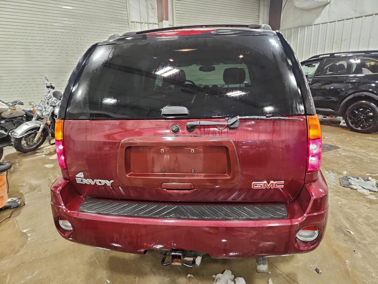 2004 GMC ENVOY photo 6