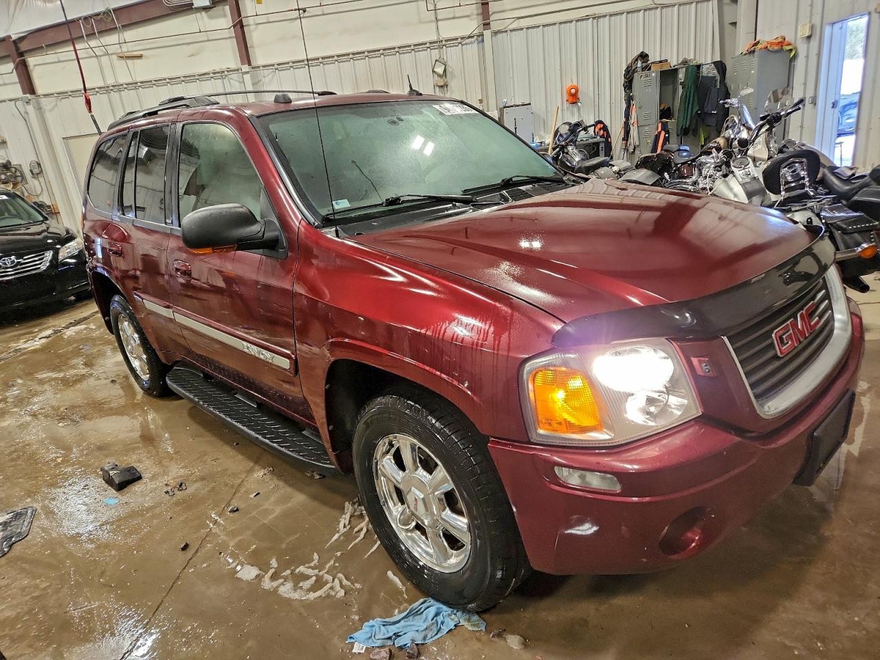 2004 GMC ENVOY photo 4