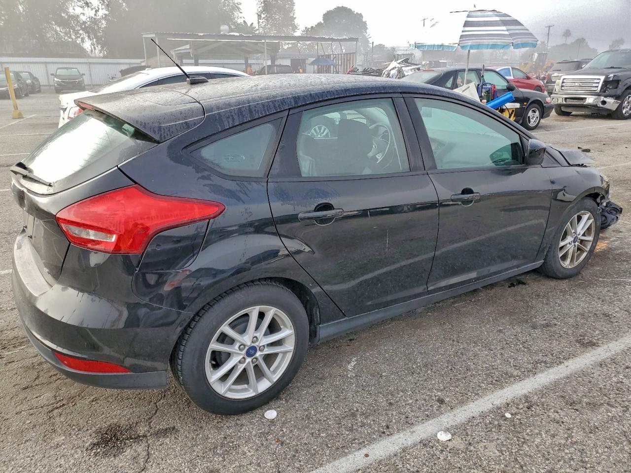 2018 FORD FOCUS SE photo 3
