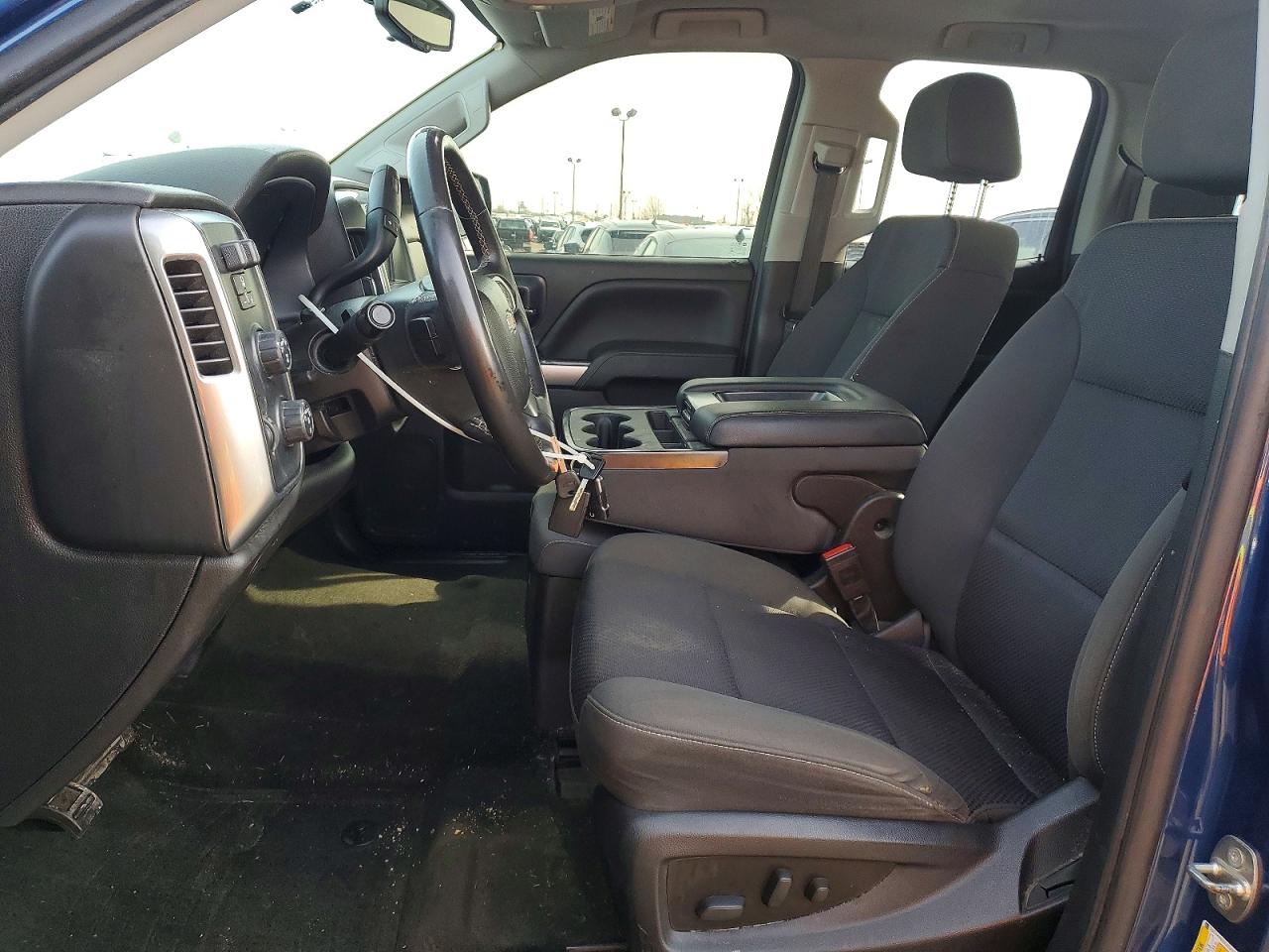 2018 CHEVROLET SILVERADO K1500 LT photo 13