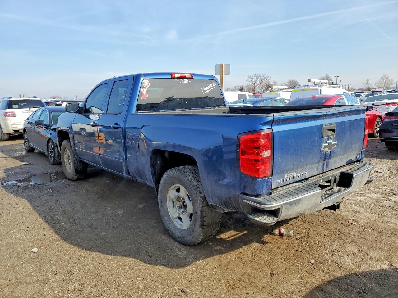 2018 CHEVROLET SILVERADO K1500 LT photo 3