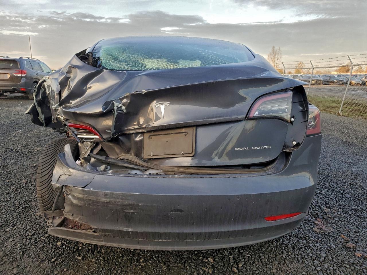2022 TESLA MODEL 3 photo 11