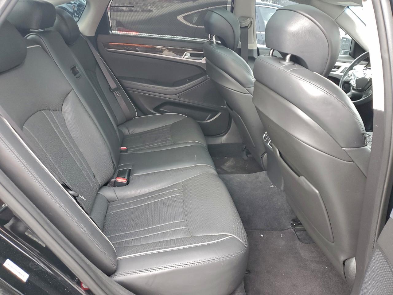 2015 HYUNDAI GENESIS 3.8L photo 19