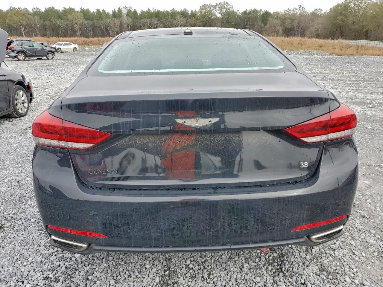 2015 HYUNDAI GENESIS 3.8L photo 11