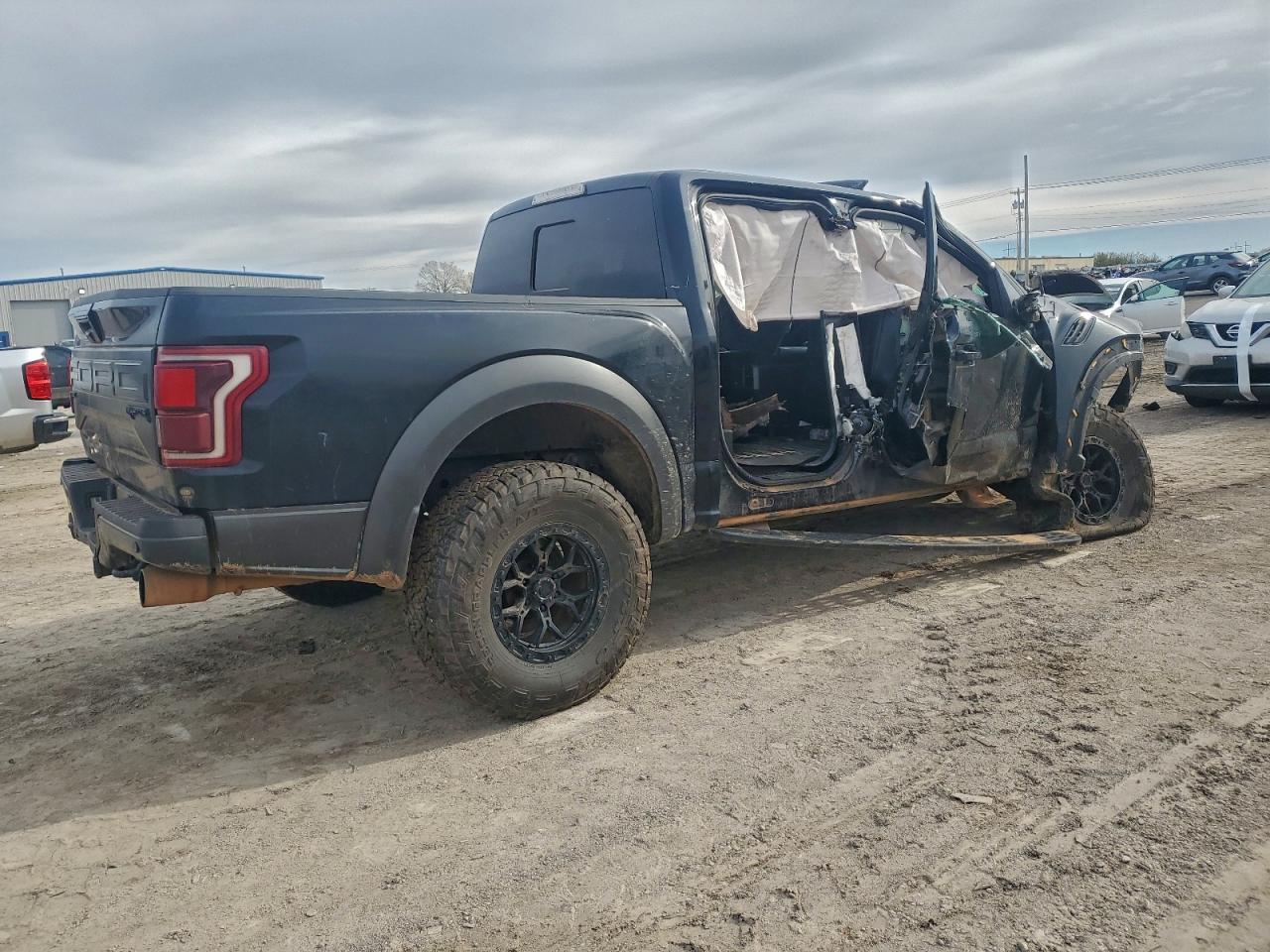 2018 FORD F150 RAPTOR photo 3