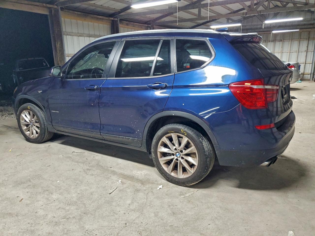 2015 BMW X3 XDRIVE28I photo 2