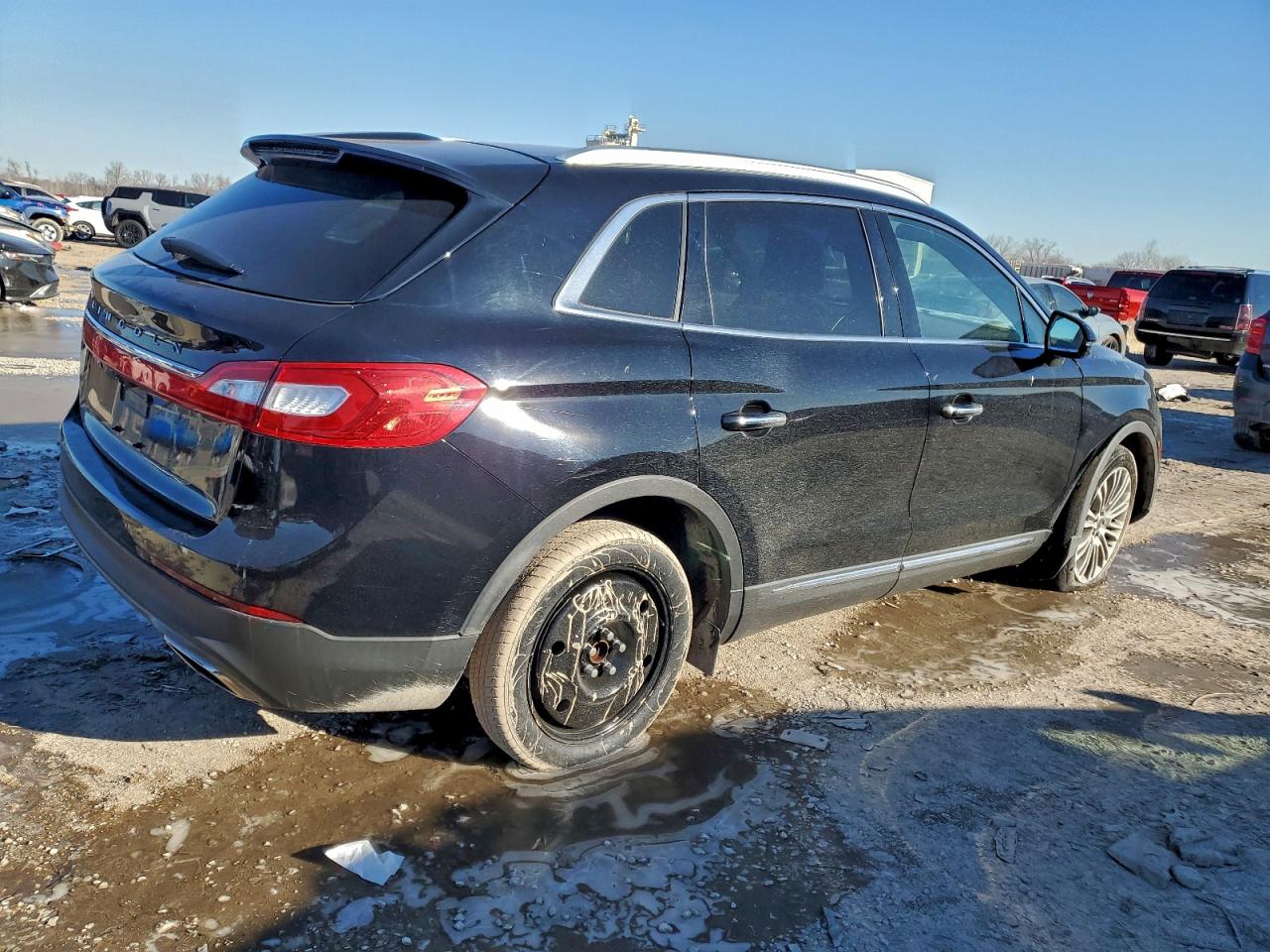 2017 LINCOLN TOWNHOUSE MKX RESERVE photo 3