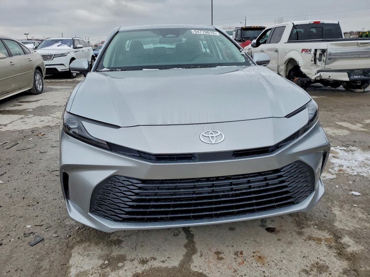 2026 TOYOTA CAMRY photo 5