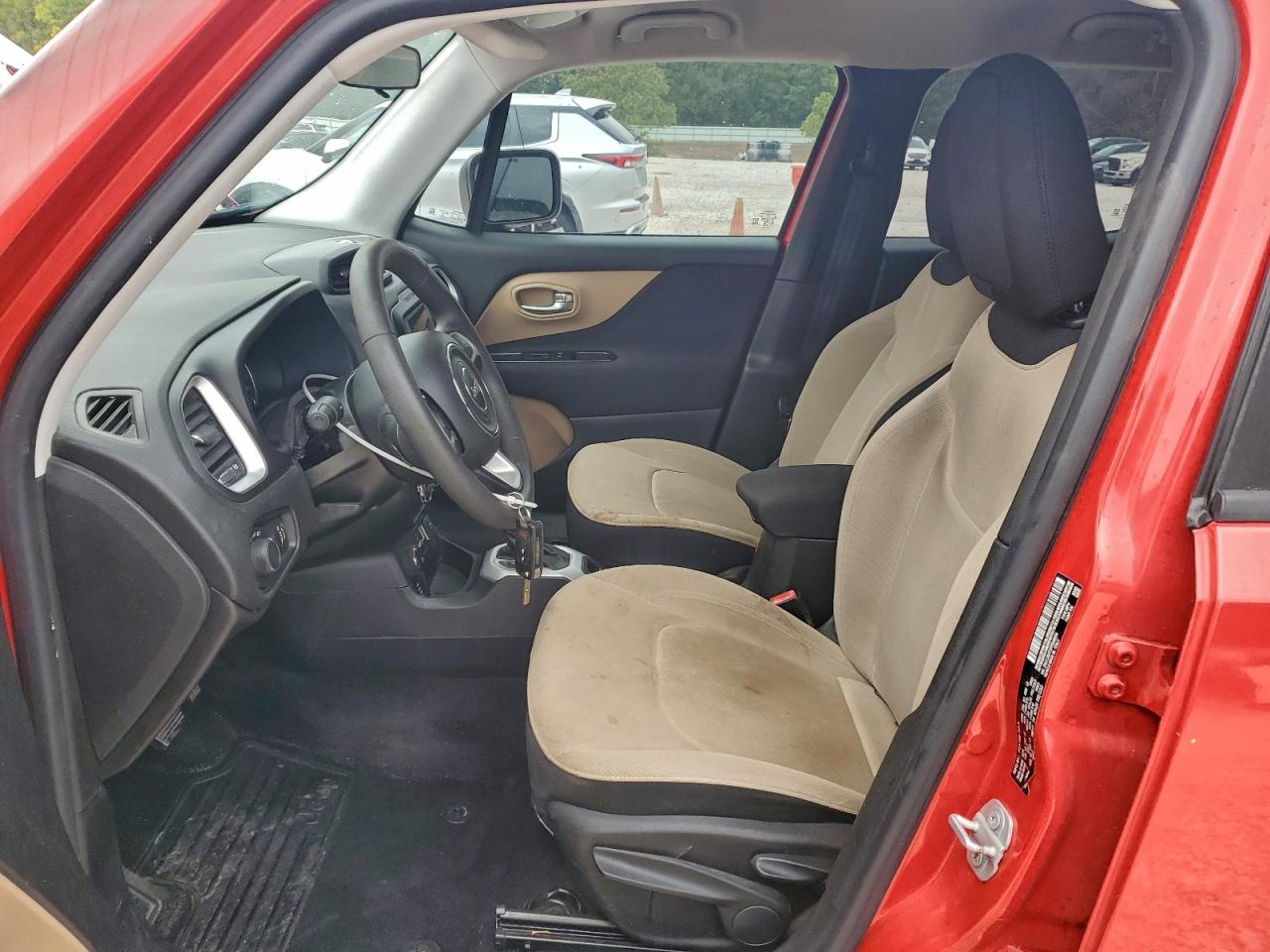 2015 JEEP RENEGADE SPORT photo 7