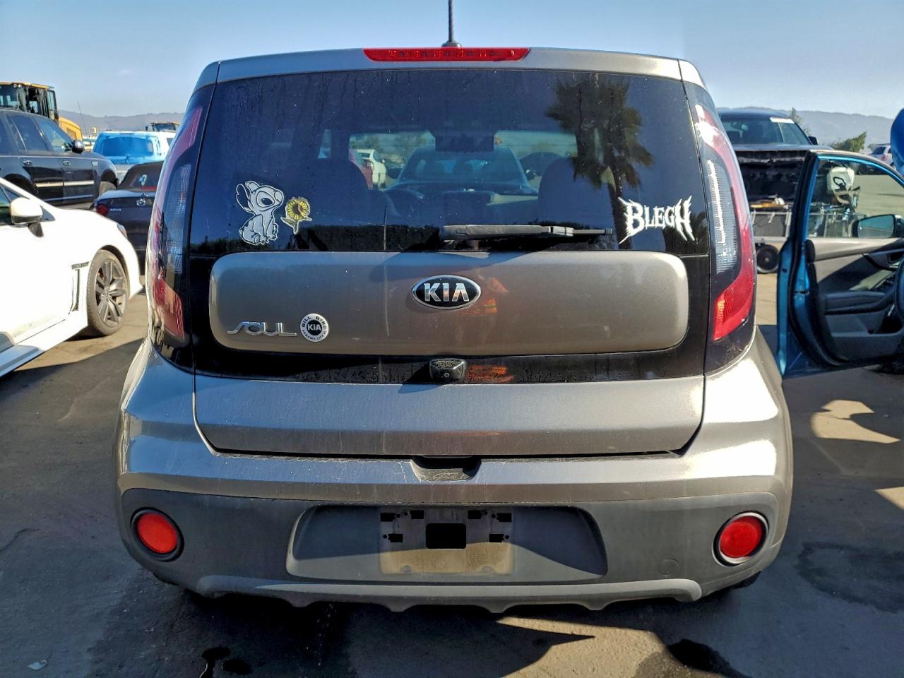 2017 KIA SOUL photo 6