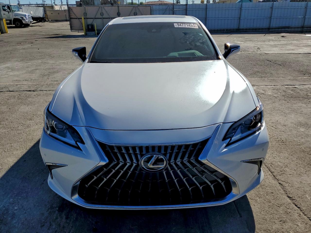 2024 LEXUS ES 300H BASE photo 5