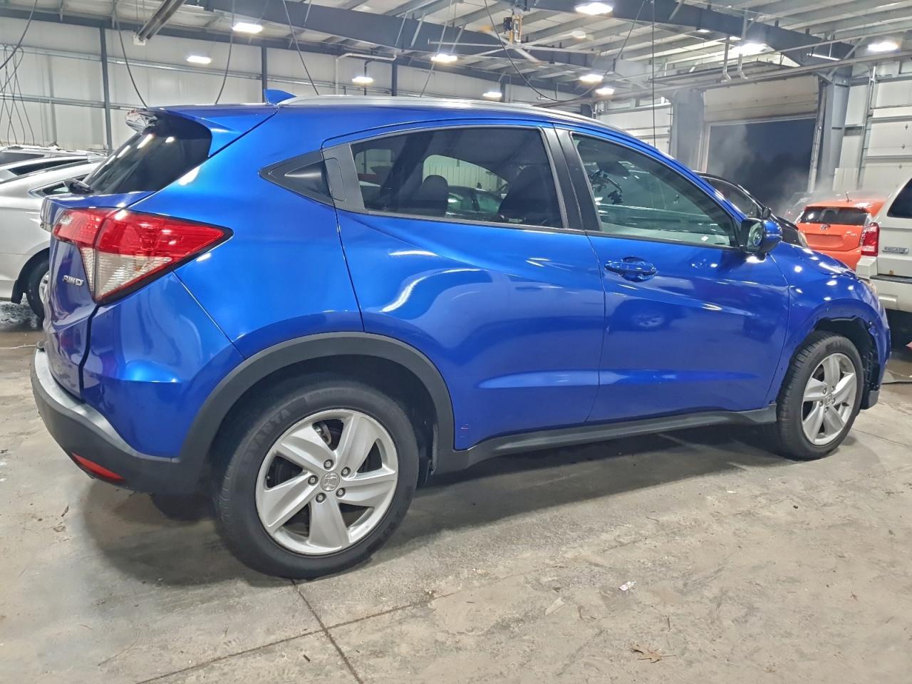 2019 HONDA HR-V EX photo 3