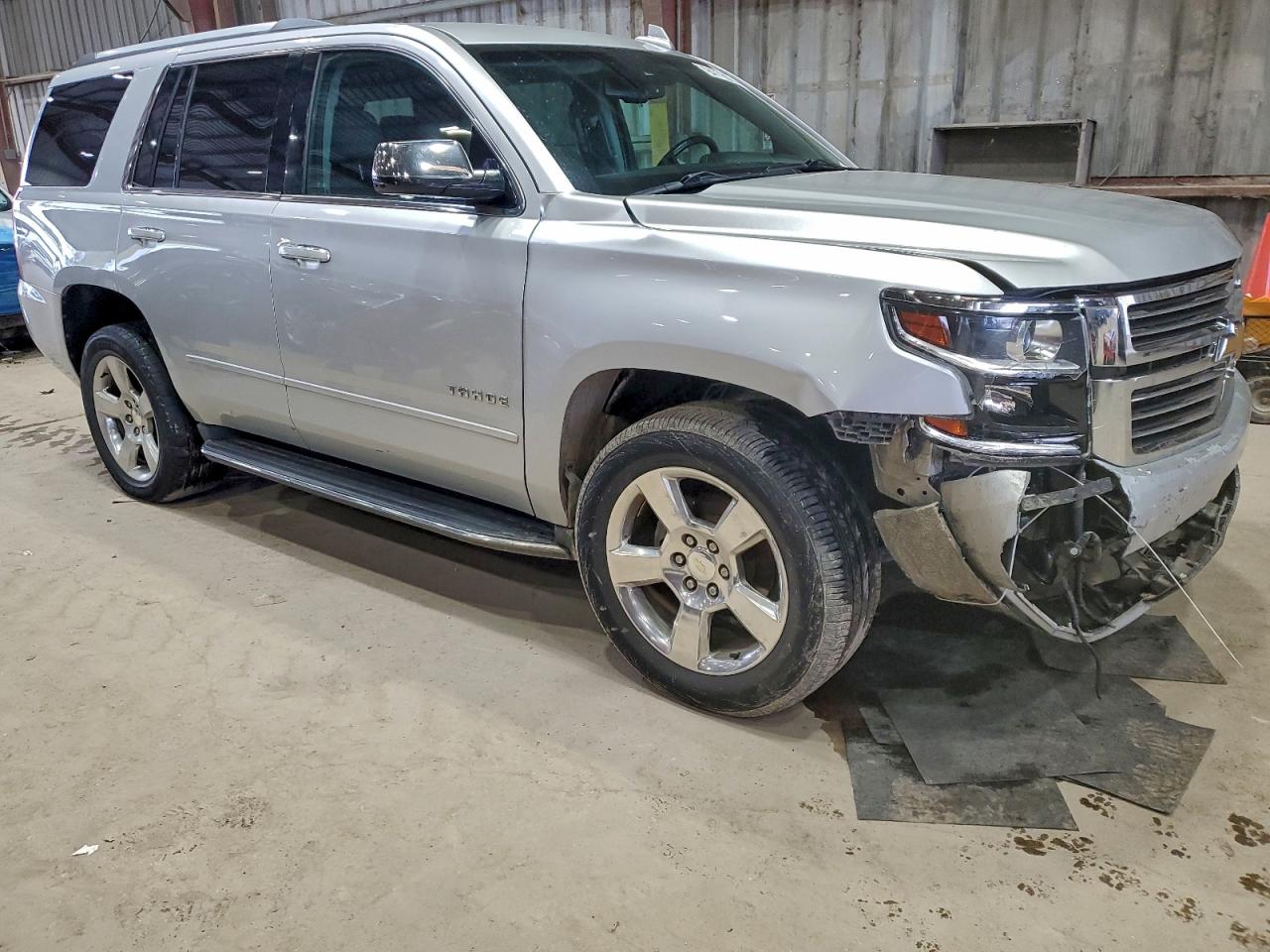 2017 CHEVROLET TAHOE C1500 PREMIER photo 4