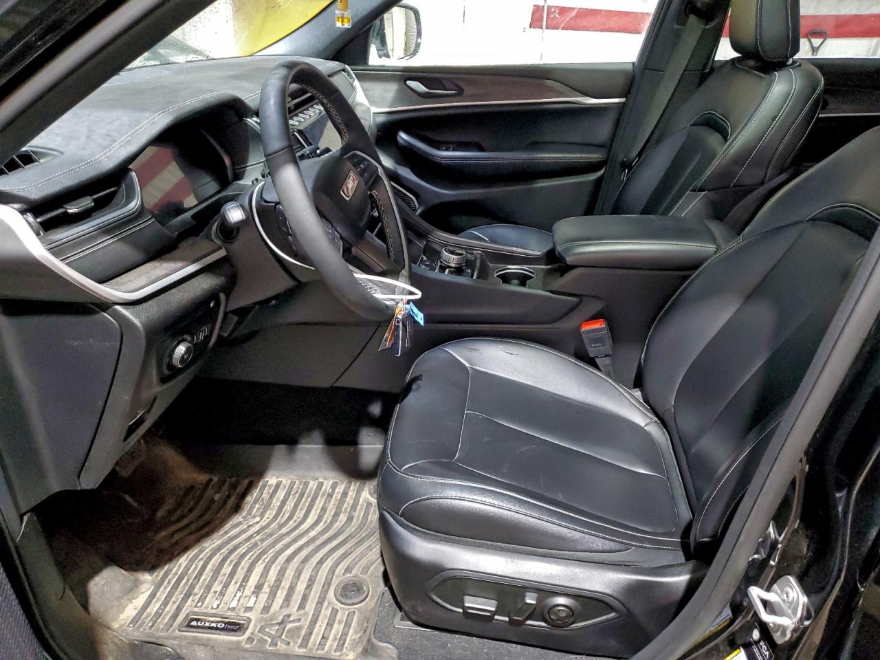 2024 JEEP GRAND CHEROKEE LIMITED 4XE photo 7