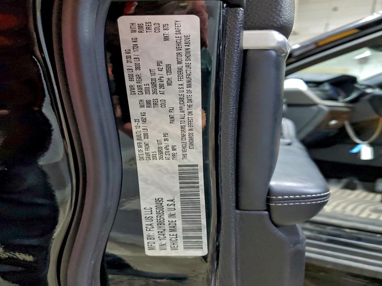 2024 JEEP GRAND CHEROKEE LIMITED 4XE photo 13
