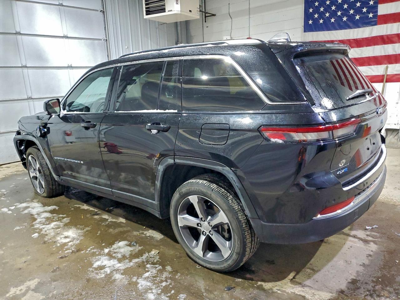 2024 JEEP GRAND CHEROKEE LIMITED 4XE photo 2