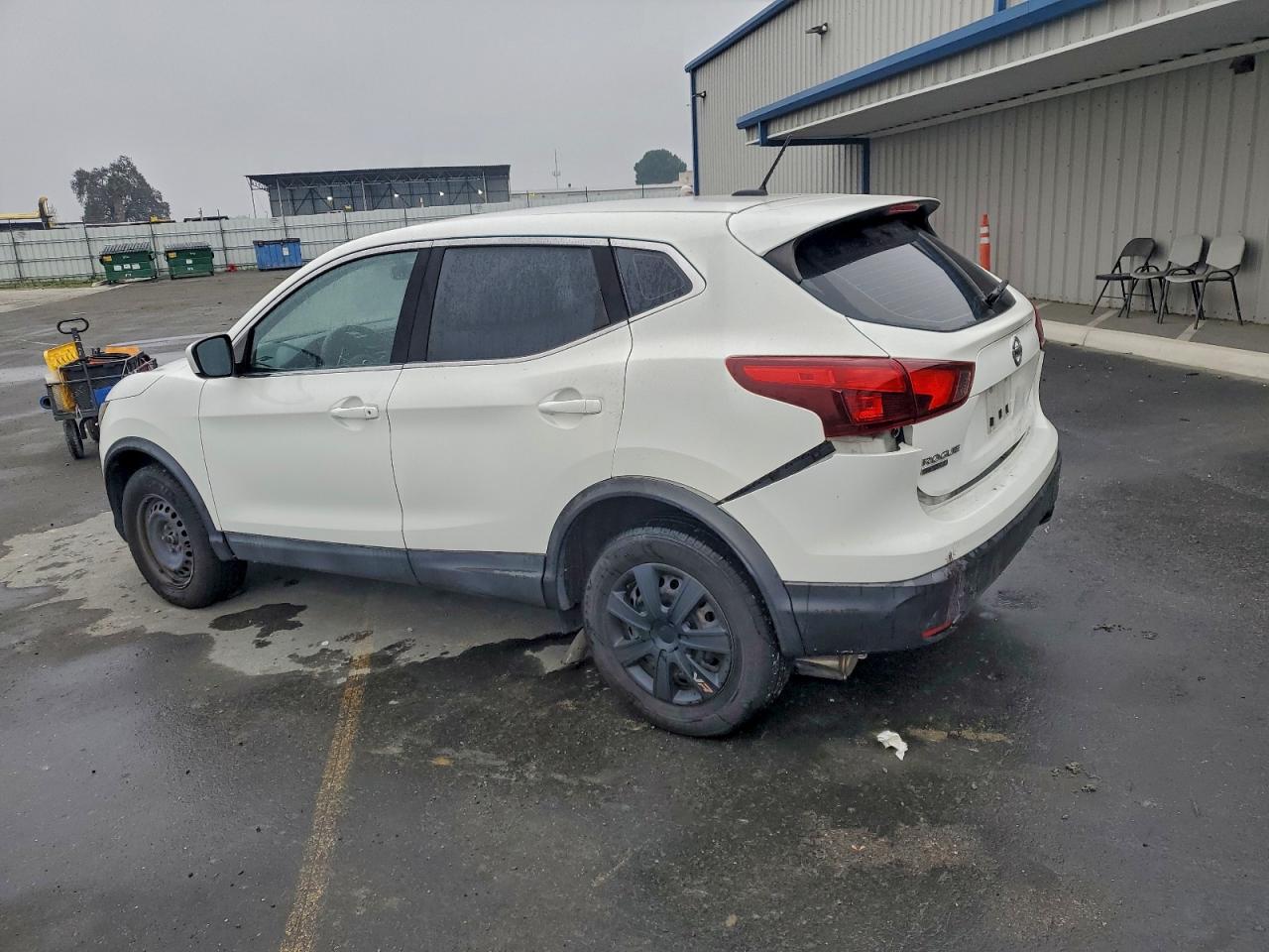 2019 NISSAN ROGUE SPORT S photo 2