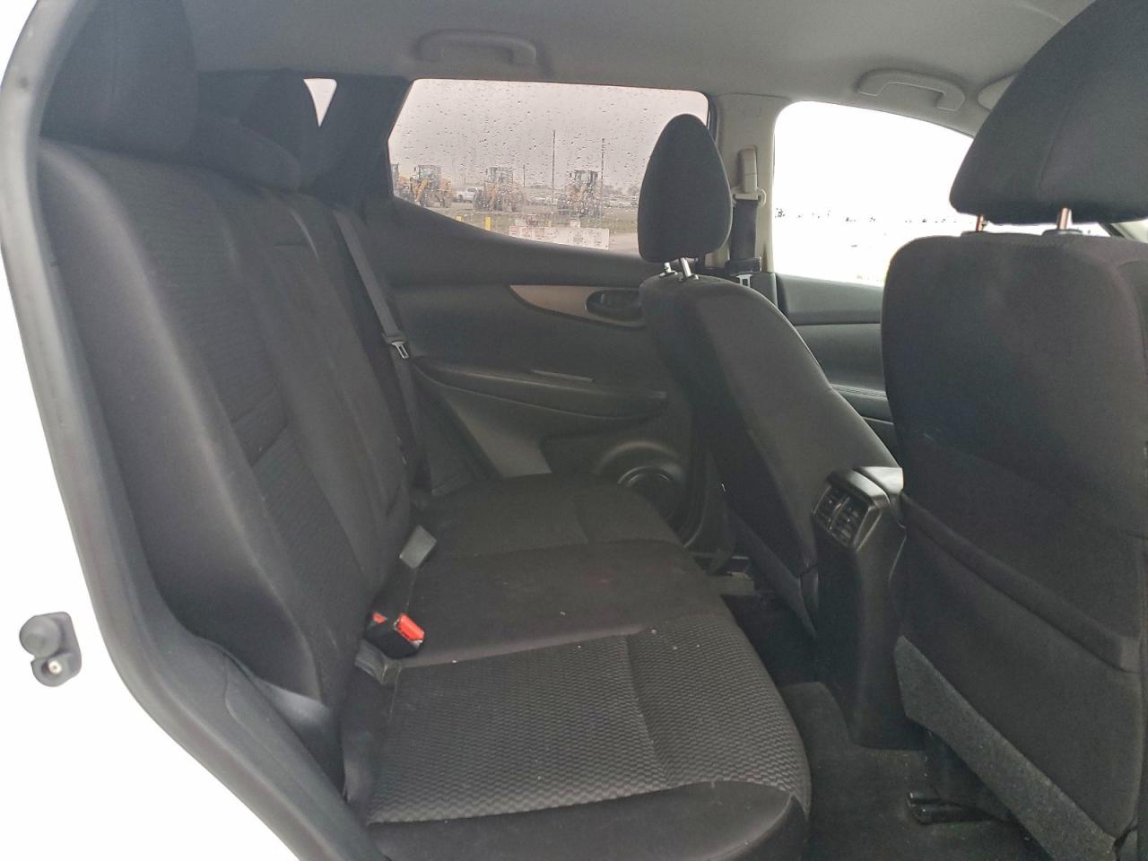 2019 NISSAN ROGUE SPORT S photo 11
