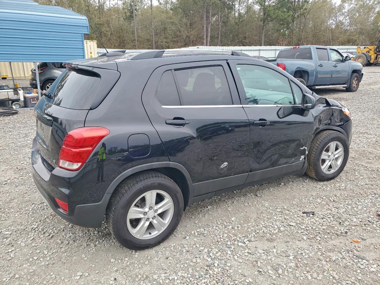 2017 CHEVROLET TRAX 1LT photo 5