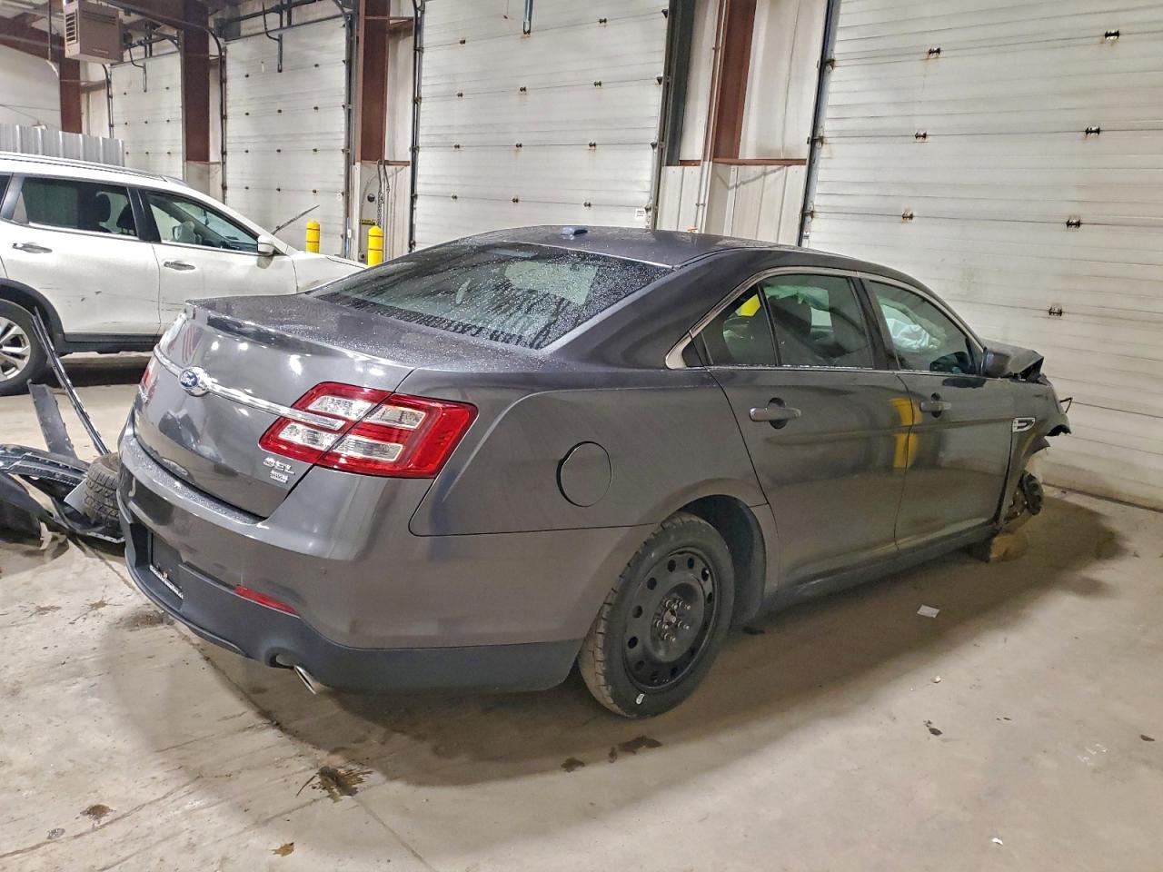 2015 FORD TAURUS SEL photo 7