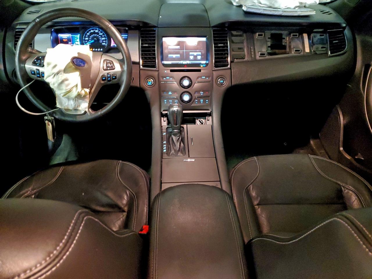 2015 FORD TAURUS SEL photo 22