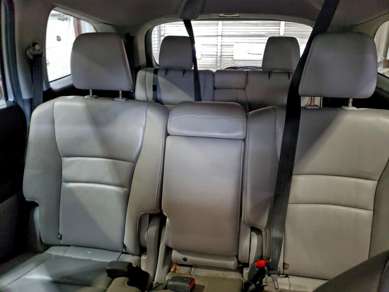 2016 HONDA PILOT EXL photo 28