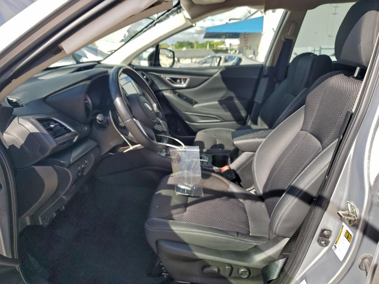 2021 SUBARU FORESTER PREMIUM photo 13