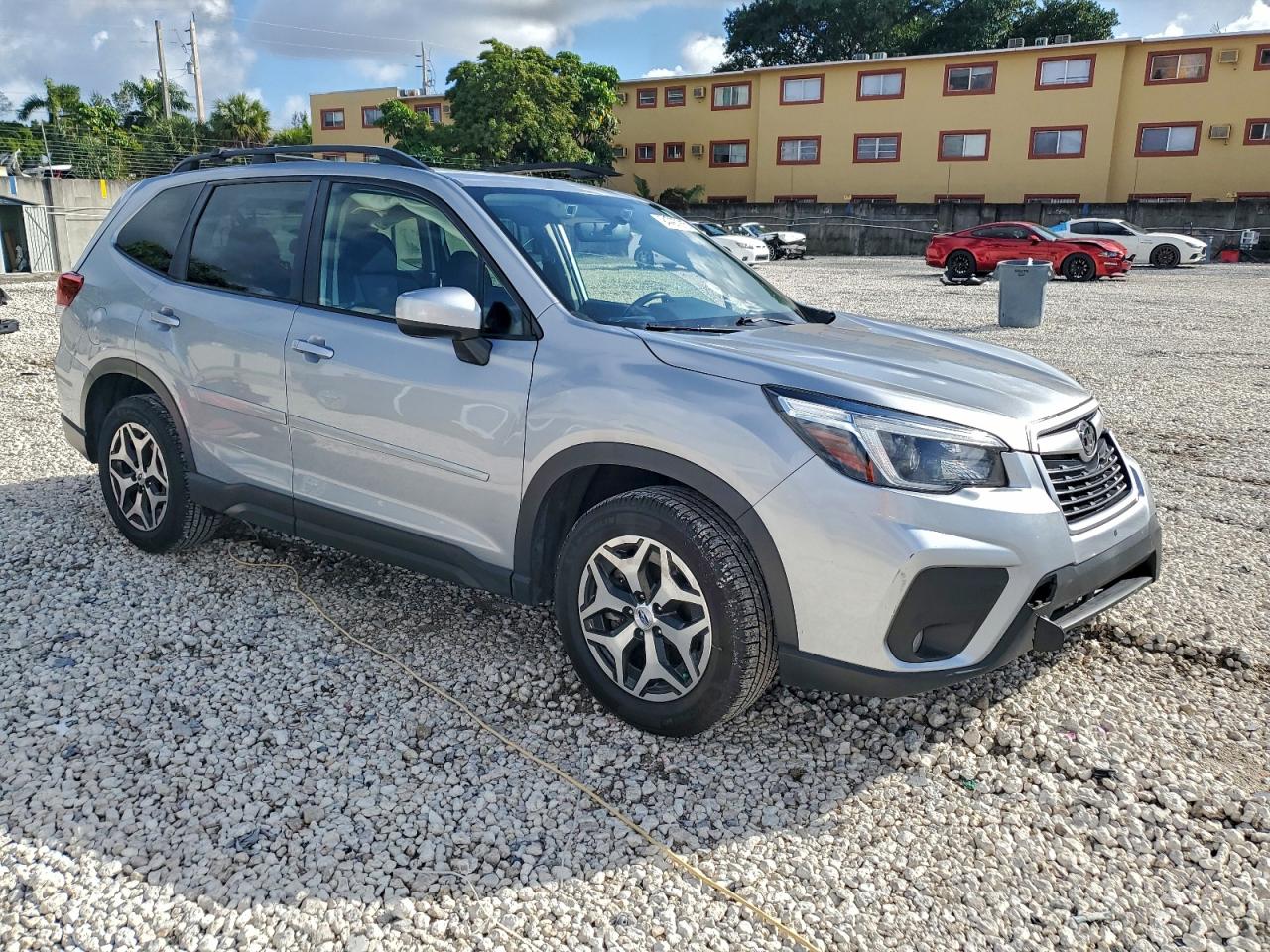 2021 SUBARU FORESTER PREMIUM photo 7