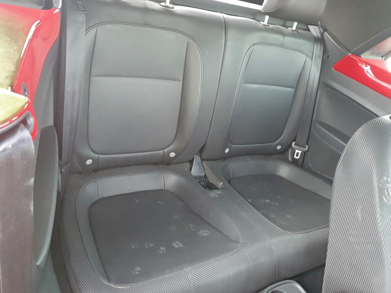 2013 VOLKSWAGEN BEETLE photo 19