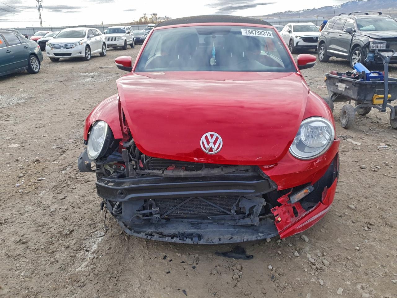 2013 VOLKSWAGEN BEETLE photo 9