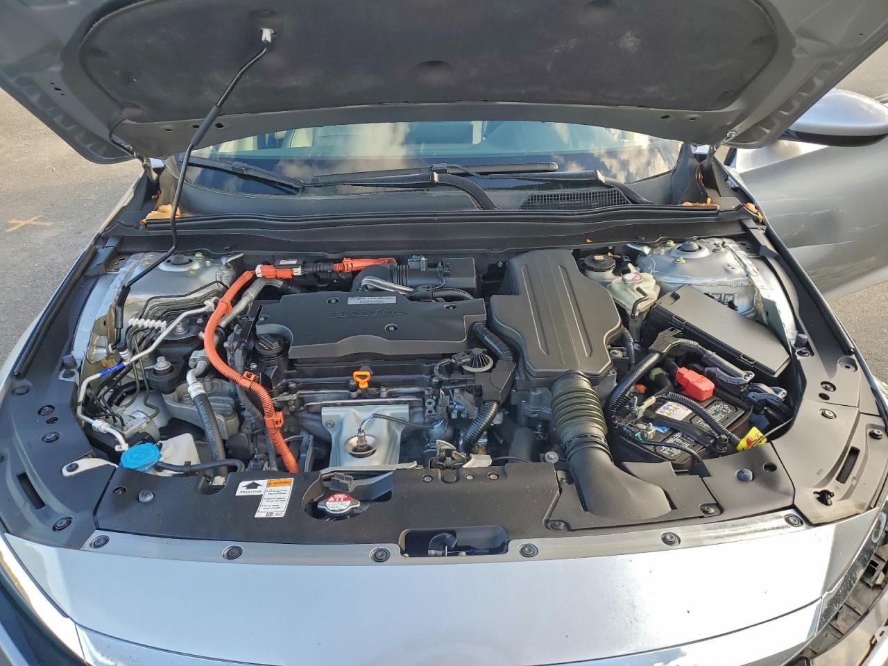 2018 HONDA ACCORD HYBRID photo 11