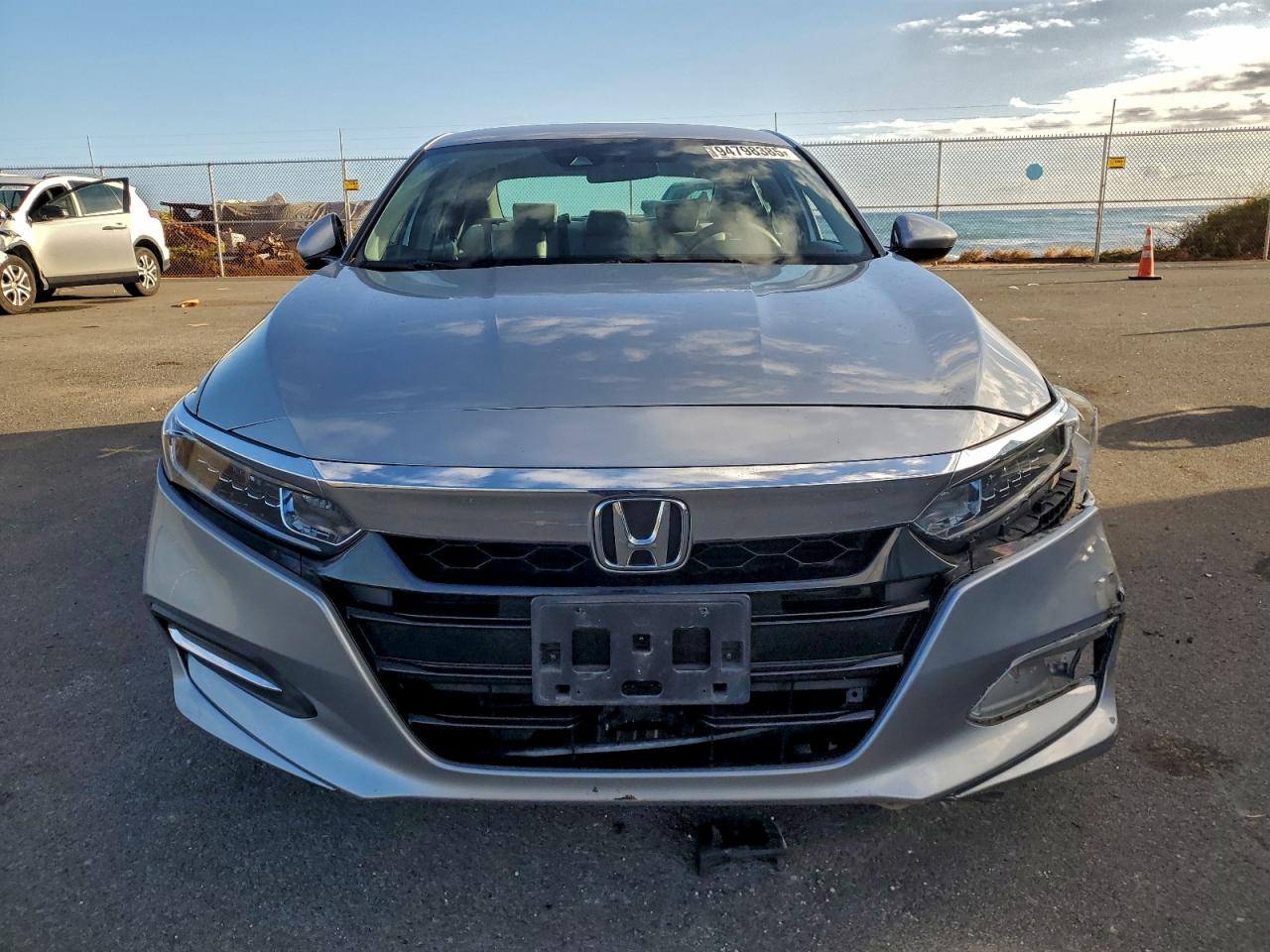 2018 HONDA ACCORD HYBRID photo 5